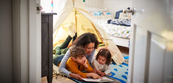 Summer Story Time: How to Develop Early Reading Skills at Home